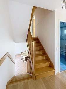 VIUZ-EN-SALLAZ – MAISON FAMILIALE 6 PIÈCES – 140 m² – VUE MONTAGNES – EMPLACEMENT RECHERCHÉ 🌞