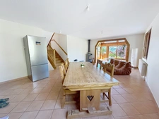 VIUZ-EN-SALLAZ – MAISON FAMILIALE 6 PIÈCES – 140 m² – VUE MONTAGNES – EMPLACEMENT RECHERCHÉ 🌞