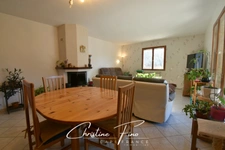 BRIANCON MAISON AVEC JARDIN  PROCHE COMMERCES
