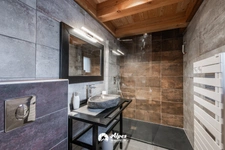 SERRE CHEVALIER-CHANTEMERLE- EXCEPTIONAL CHALET AT THE FOOT OF THE SLOPES