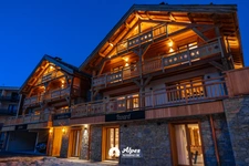 SERRE CHEVALIER-CHANTEMERLE- EXCEPTIONAL CHALET AT THE FOOT OF THE SLOPES
