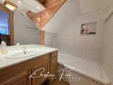 SERRE CHEVALIER-LA SALLE LES ALPES: 2 apartments in the village center