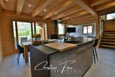 BRIANCON- SERRE CHEVALIER Chalet récent avec grand jardin proche centre ville 