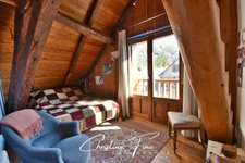 SERRE CHEVALIER - LA SALLE LES ALPES Beautiful village house with outdoor space