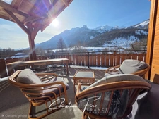 SERRE CHEVALIER-LE MONETIER LES BAINS Recently built chalet ideal for tradespeople