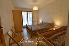 BRIANCON MAISON AVEC JARDIN  PROCHE COMMERCES