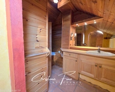 SERRE CHEVALIER-LA SALLE LES ALPES: 2 apartments in the village center