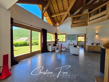 SERRE CHEVALIER-SAINT CHAFFREY Magnifique Chalet récent