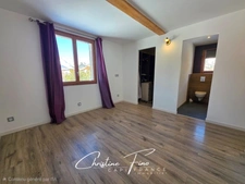 SERRE CHEVALIER-LE MONETIER LES BAINS Recently built chalet ideal for tradespeople