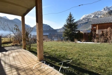 BRIANCON MAISON AVEC JARDIN  PROCHE COMMERCES