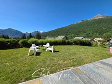 SERRE CHEVALIER-SAINT CHAFFREY Magnifique Chalet récent