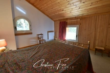 SERRE CHEVALIER- LA SALLE LES ALPES: majestic house with swimming pool