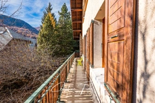 SERRE CHEVALIER - LA SALLE LES ALPES House with great potential