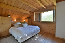 BRIANCON- SERRE CHEVALIER Chalet récent avec grand jardin proche centre ville 