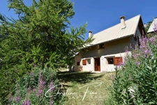 SERRE CHEVALIER - ALPINE CHALET IN THE HEART OF THE SKI AREA