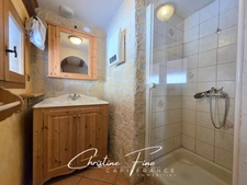 SERRE CHEVALIER-LA SALLE LES ALPES: 2 apartments in the village center