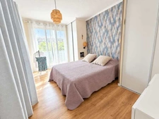 Appartement T5 lumineux de 80 m² avec balcon, cave et parking privatif – Échirolles