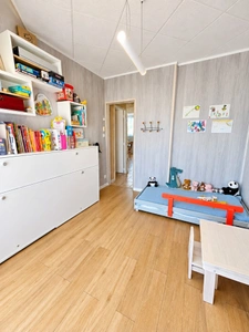 Appartement T5 lumineux de 80 m² avec balcon, cave et parking privatif – Échirolles