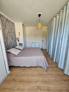 Appartement T5 lumineux de 80 m² avec balcon, cave et parking privatif – Échirolles