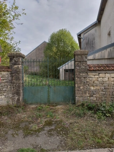 Maison à vendre 5 pièces MOLAY (70)