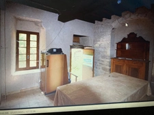  ANCIENNE  TOUR EN PIERRE à vendre 3 pièces BOUZIES (46)