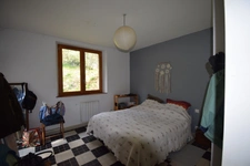 Maison à vendre  en pierre avec piscine  VERS (46)