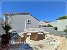 PROCHE NARBONNE, MAGNIFIQUE VILLA DE PLAIN-PIED D'ENVIRON 134 M² AVEC GARAGE DE 40M²
