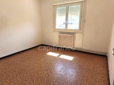 HOUSE OF APPROXIMATELY 104M² WITH 4 BEDROOMS AND GARAGE ON WOODED LAND
