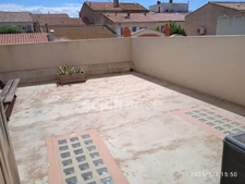 3 MINUTES FROM THE BEACH, SPACIOUS HOUSE OF APPROXIMATELY 160M² WITH A LARGE GARAGE.
