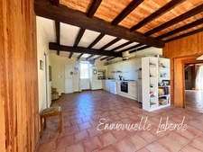Propriété de caractère avec maison d’amis, piscine et dépendances – 3 ha SAINT COLOMB DE LAUZUN (47)