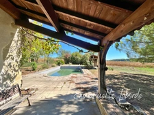 Propriété de caractère avec maison d’amis, piscine et dépendances – 3 ha SAINT COLOMB DE LAUZUN (47)