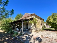 Propriété de caractère avec maison d’amis, piscine et dépendances – 3 ha SAINT COLOMB DE LAUZUN (47)