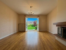 Au calme en impasse : maison familiale, 4 chambres dont 2 de plain-pied, 767 m² de terrain