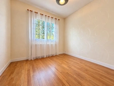 Au calme en impasse : maison familiale, 4 chambres dont 2 de plain-pied, 767 m² de terrain