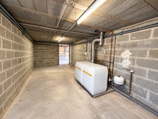 Au calme en impasse : maison familiale, 4 chambres dont 2 de plain-pied, 767 m² de terrain