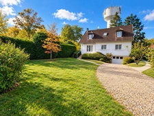 Au calme en impasse : maison familiale, 4 chambres dont 2 de plain-pied, 767 m² de terrain