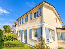 Maison 4 chambres avec jardin clos et double garage – Quartier des Sables