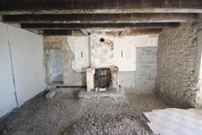 Maison à finir de rénover 7 pièces 280m² sur 4345m² CORMARANCHE EN BUGEY (01)