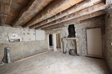 Maison à finir de rénover 7 pièces 280m² sur 4345m² CORMARANCHE EN BUGEY (01)