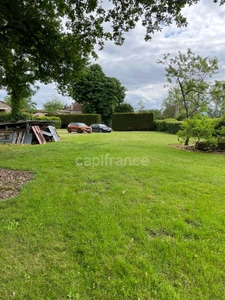 Building plot 1,975 m² with barn – 5 min from Semur-en-Auxois