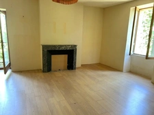 🏡 VITTEAUX – MAISON À RÉNOVER – BEAU POTENTIEL !
