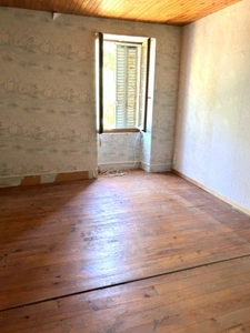 🏡 VITTEAUX – MAISON À RÉNOVER – BEAU POTENTIEL !