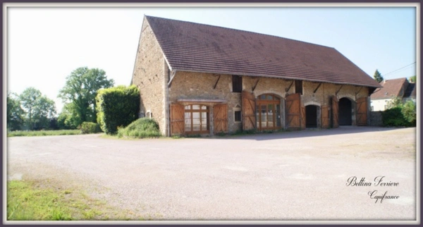 Entrepôt professionnel 590 m² sur 3 227 m² – Secteur Semur-en-Auxois / Avallon