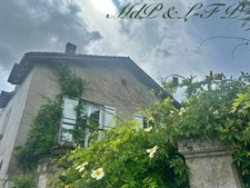 Maison de village en pierres_7 pièces_ 290 m2
