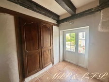 Maison de village en pierres_7 pièces_ 290 m2