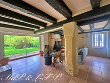 Maison de village en pierres_7 pièces_ 290 m2