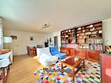 5-room apartment in Bron - Fort-Église area - Terraces and garage