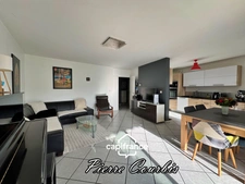 Ground floor apartment with garage and cellar for sale, 3 rooms, BRON (69)