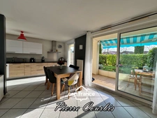 Ground floor apartment with garage and cellar for sale, 3 rooms, BRON (69)