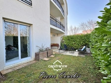 Appartement en rez de jardin avec garage et cave à vendre 3 pièces BRON (69)